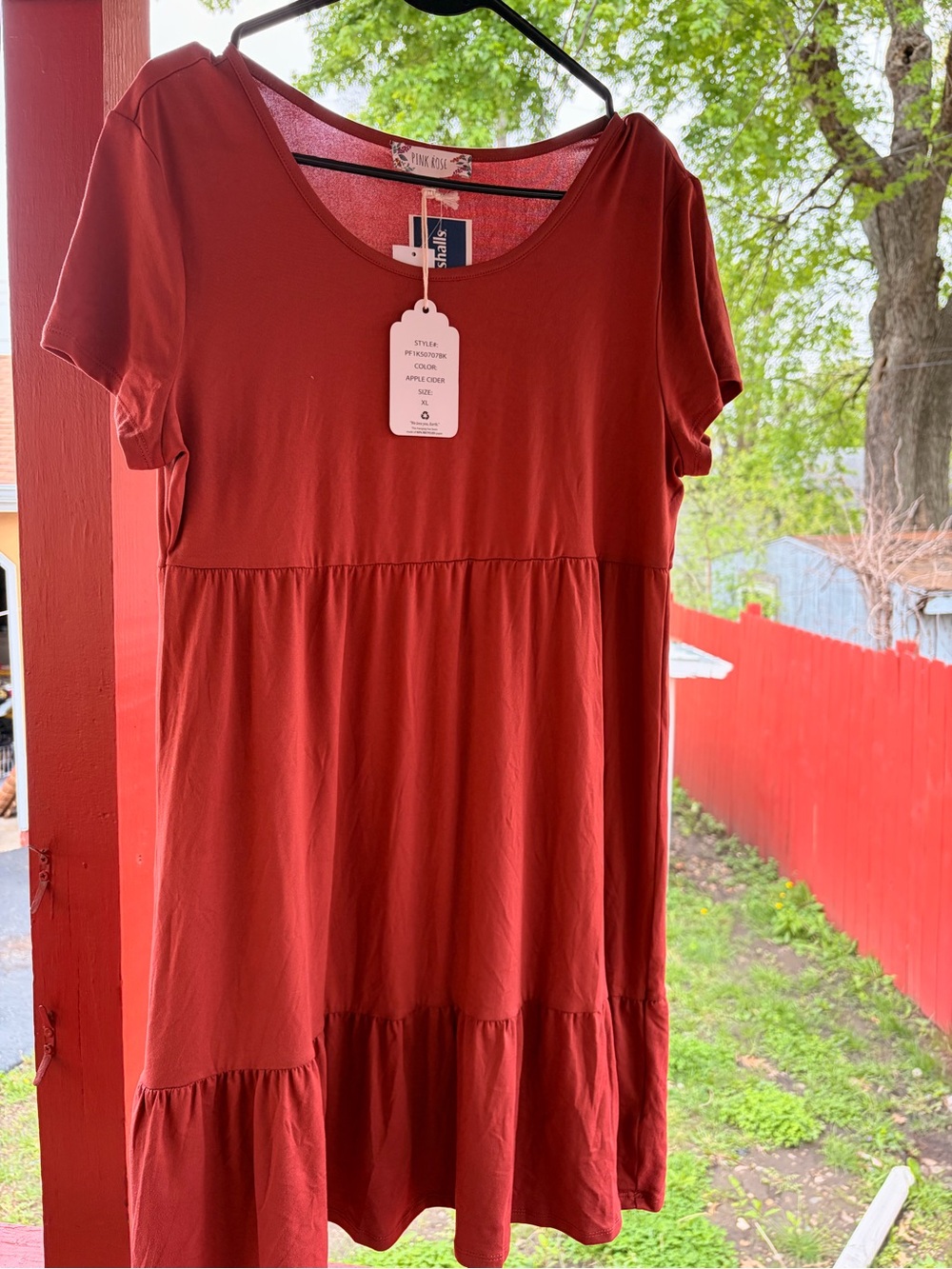 Pink Rose Rust Red Scoop Neck Short Sleeve Top